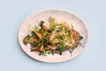 Салат с корюшкой