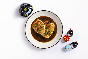 Кальмар фаршированный морепродуктами