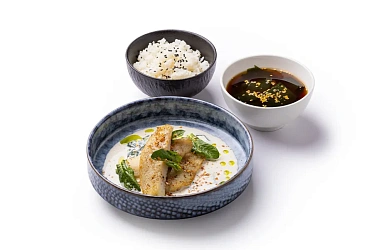 Бенто-ланч с тилапией и шпинатом