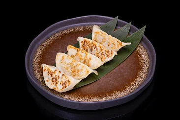 Гёдза с грибами