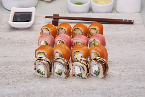 Наборы роллов и суши-сеты