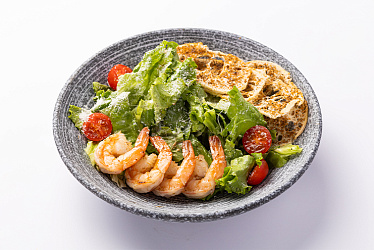 Салат Цезарь с креветкой